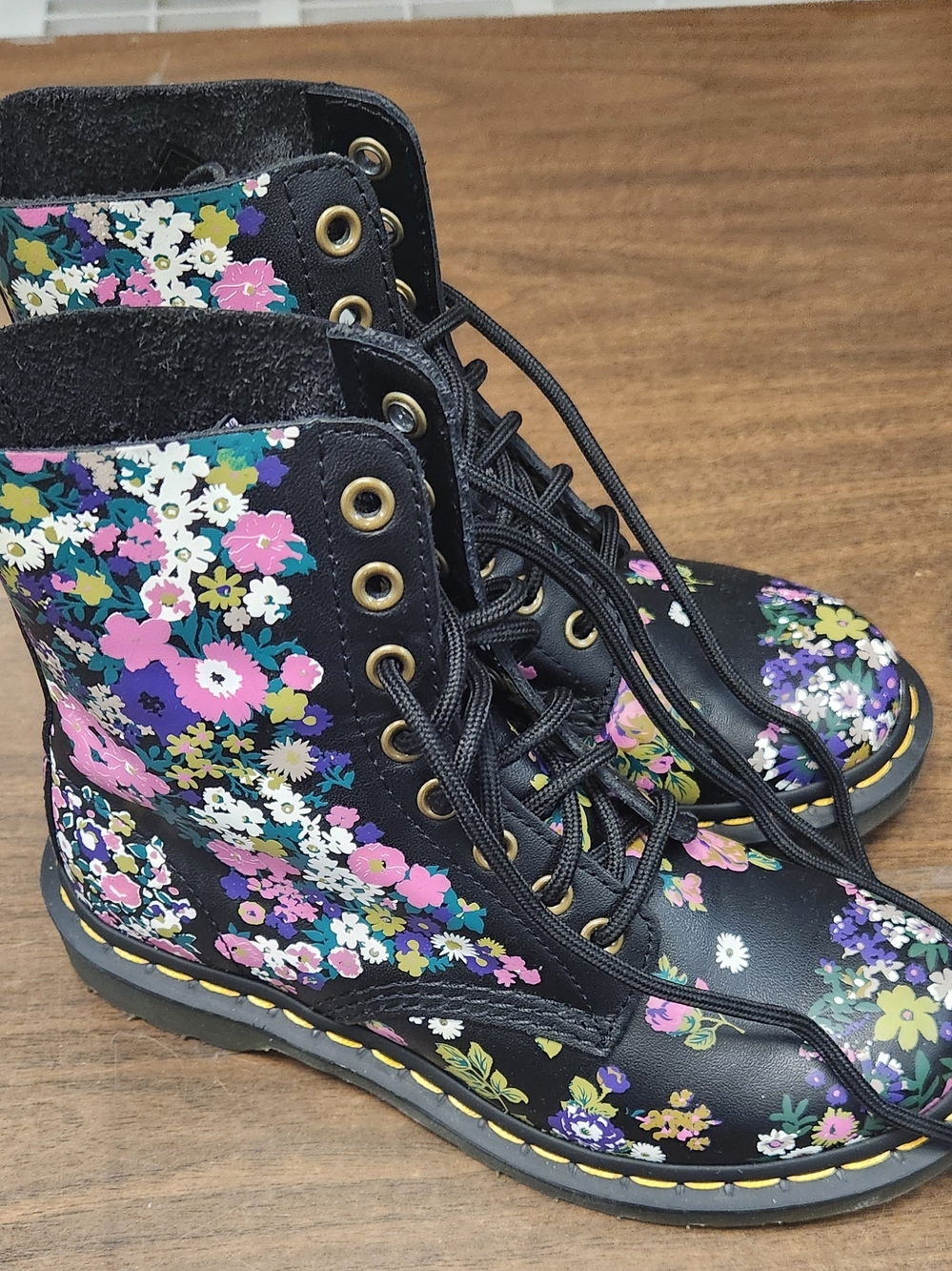 Dr. Martens 1460 Pascal Vintage Floral Lace-Up Combat Boots